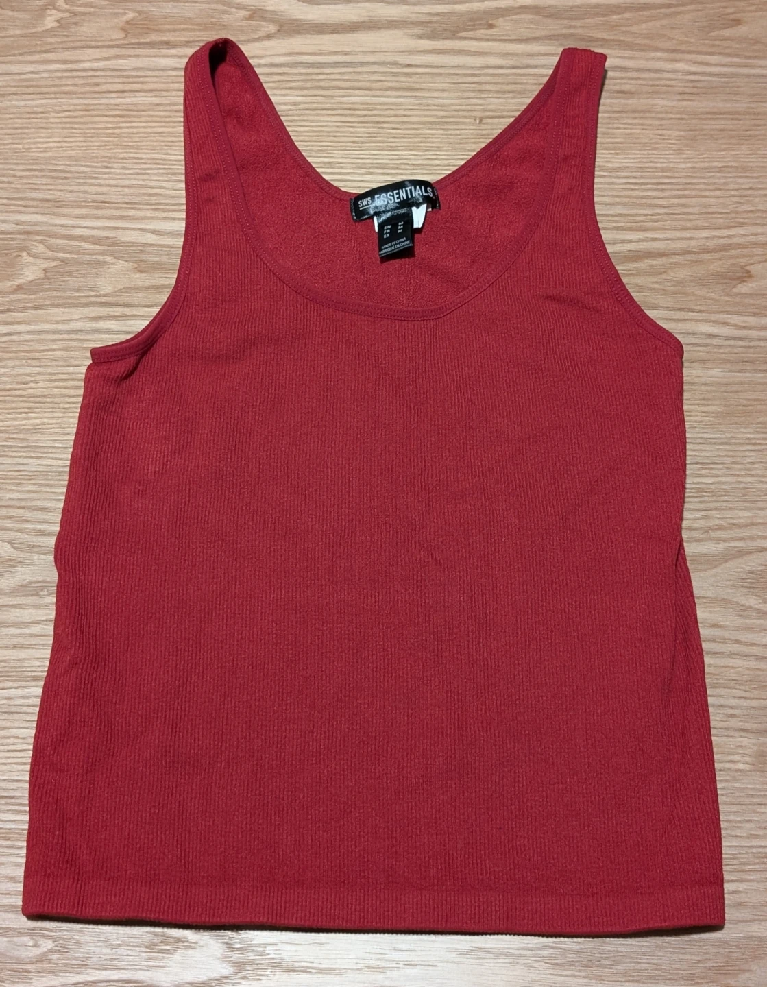 NEW: Womens Red Orange Tank Top- Size M 🧡