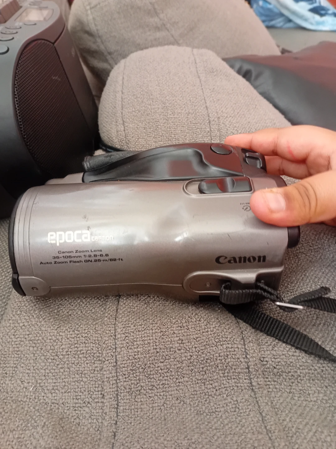 Canon Epoca Caption Zoom Lens Camcorder