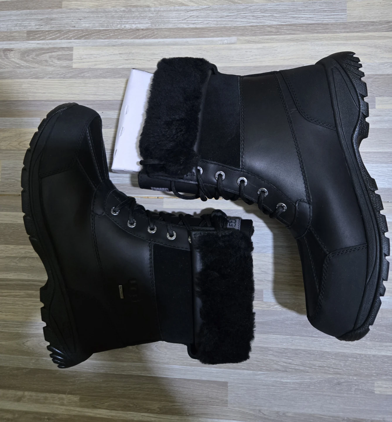 UGG M Butte Waterproof Boots - Men's 9.5 Black - photo 4
