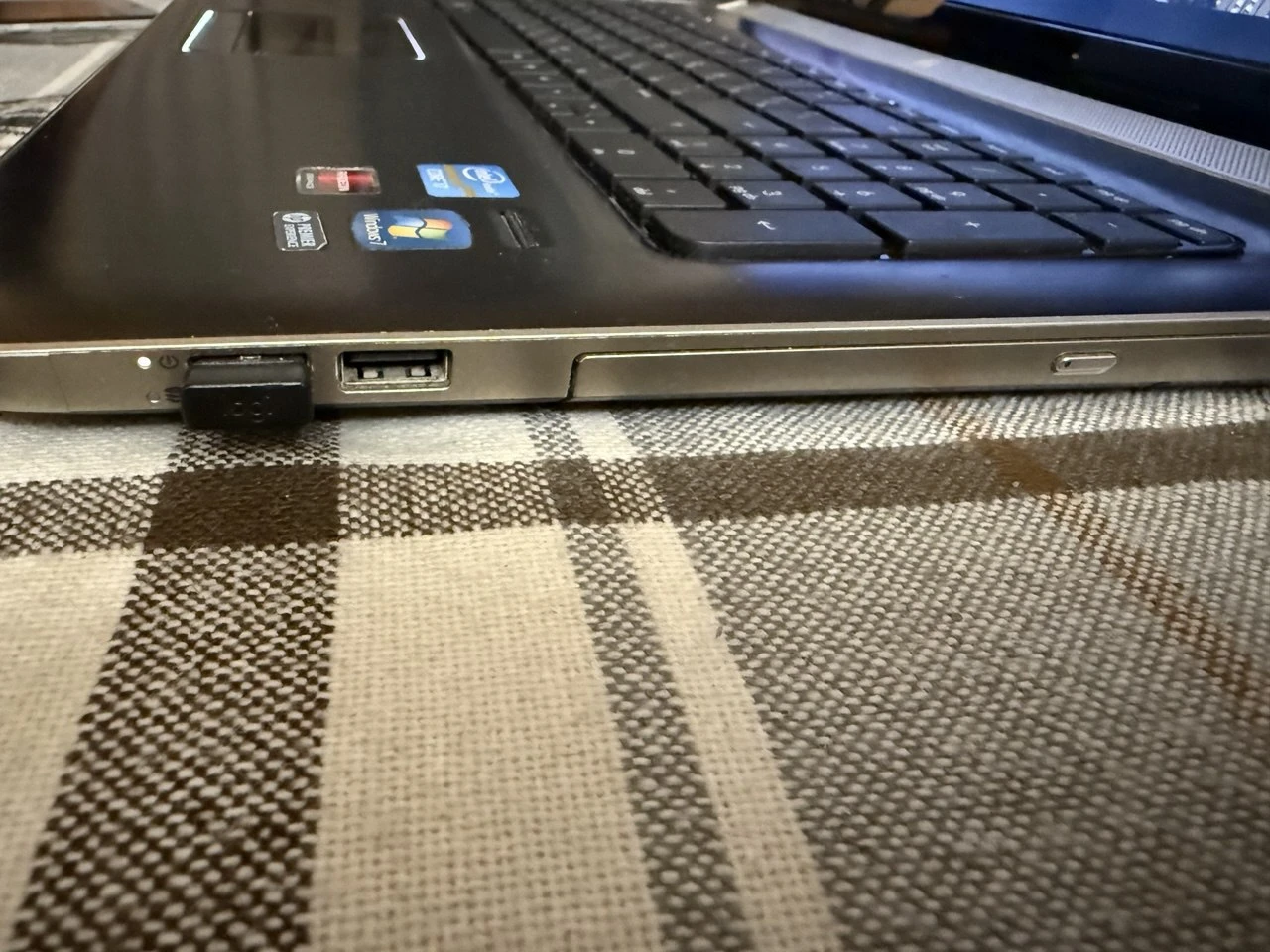 HP Pavilion dv7 17" laptop - i7/ 8GB RAM /  1TB Storage - photo 5