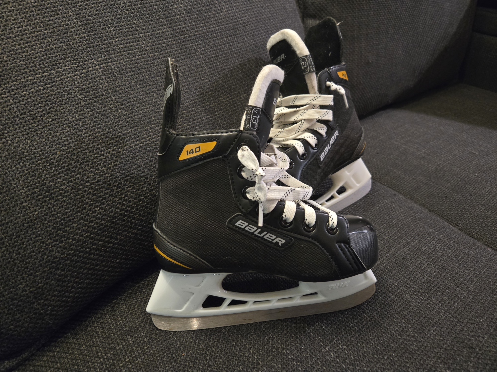 🏆 Bauer Supreme Hockey Skates - 13YR
