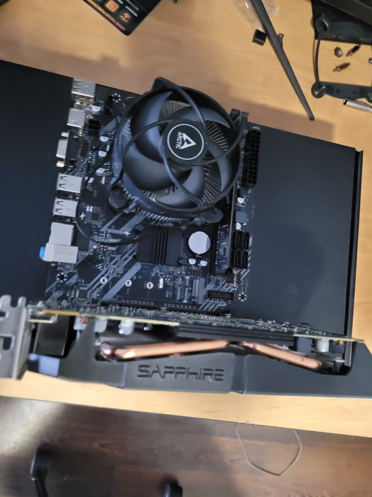 PC Components: Sapphire Radeon HD 7870 GPU, i5 3570k CPU - photo 4