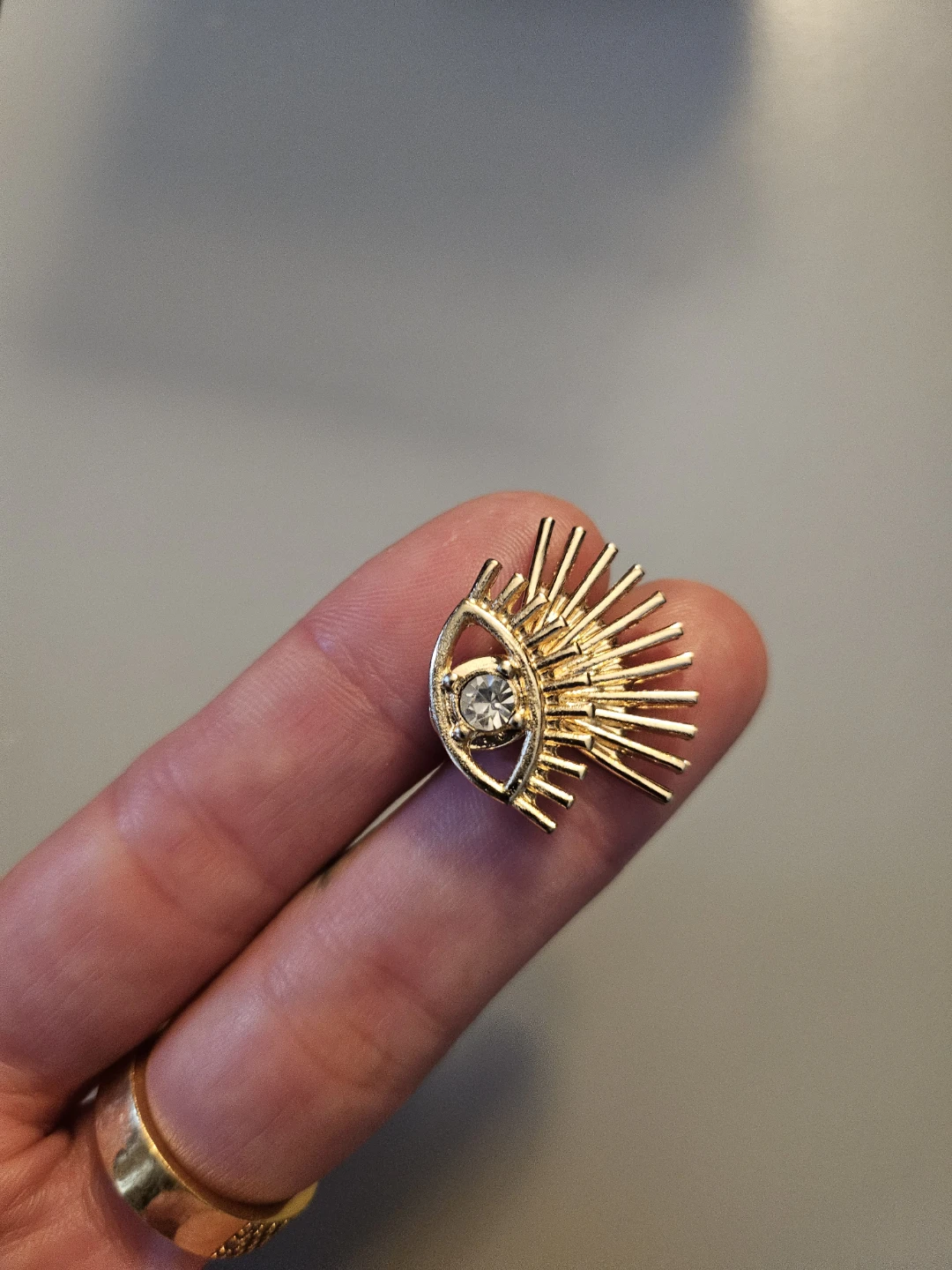 Gold-tone Eye Design Stud Earring - photo 5