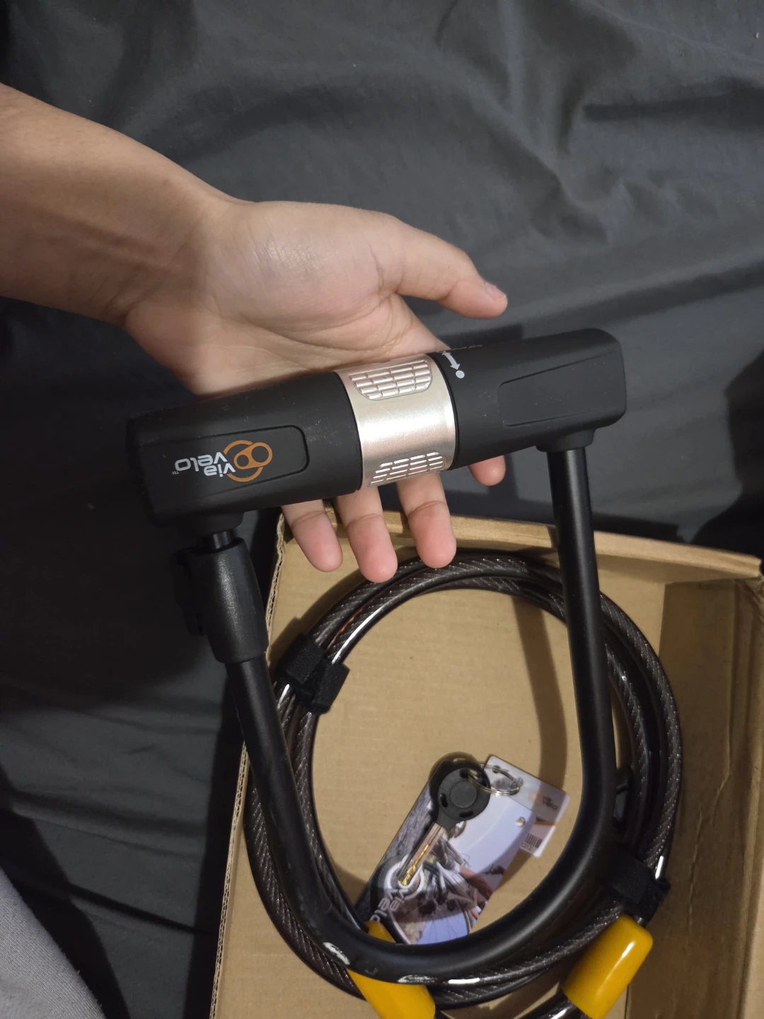 Via Velo Bicycle U-Lock with Cable - photo 2