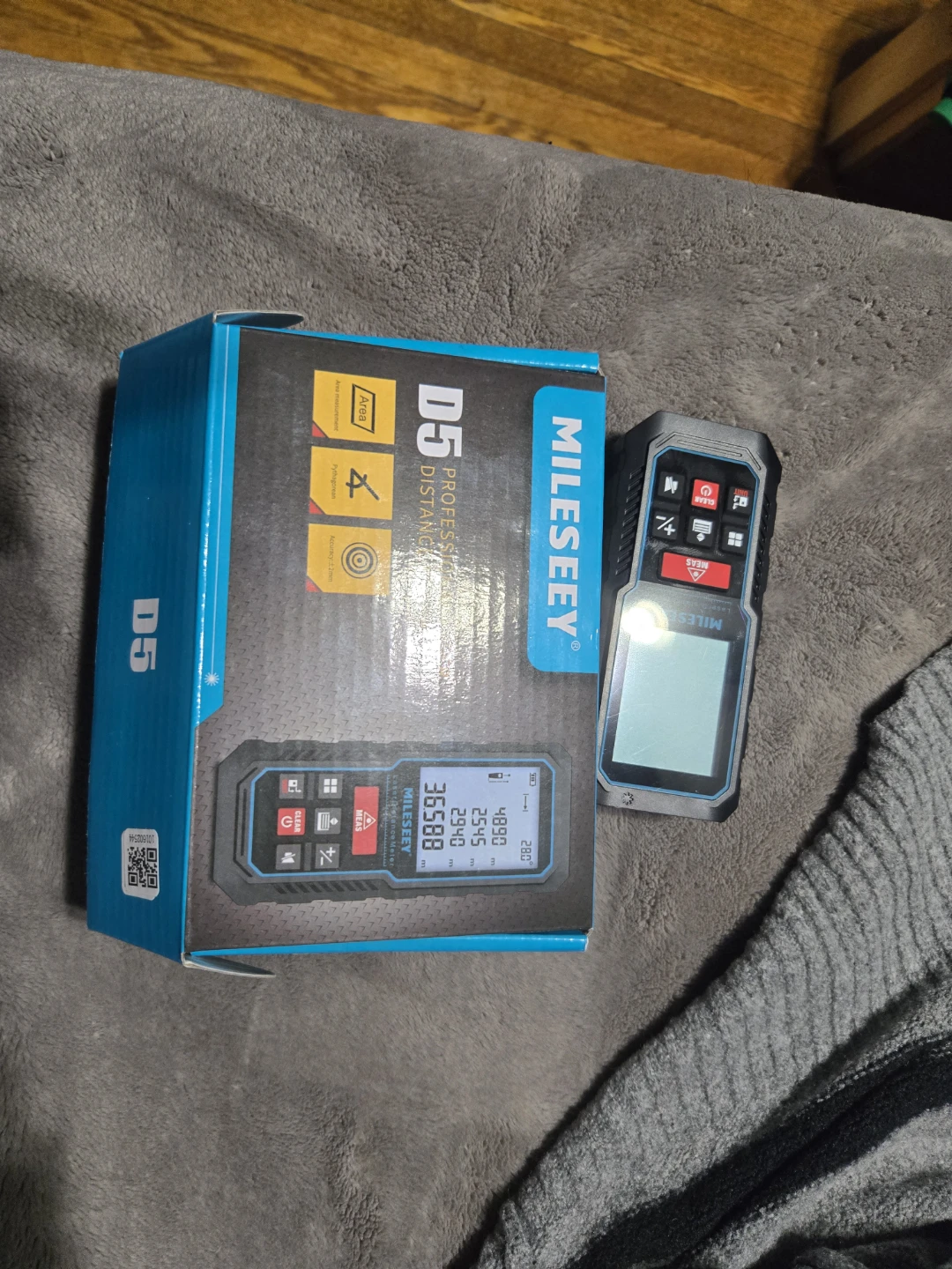 MILESEEY D5 Professional Distance Laser Measure