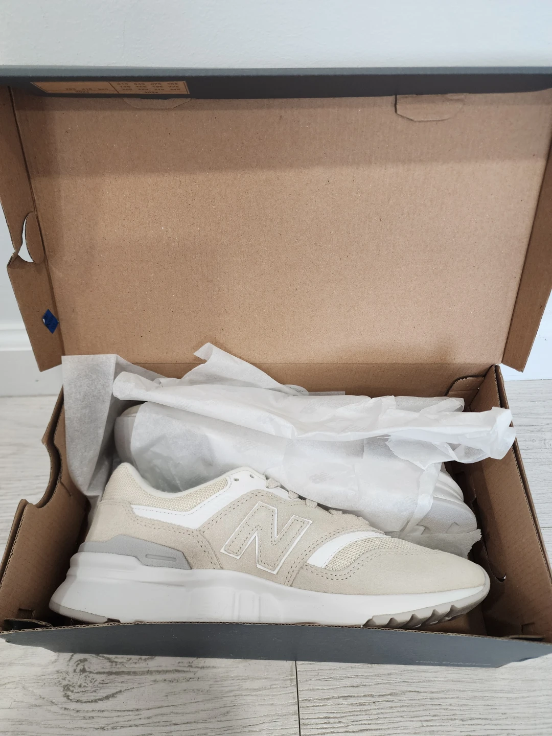 New Balance 997H Grey White Women's Size 7.5 - photo 3
