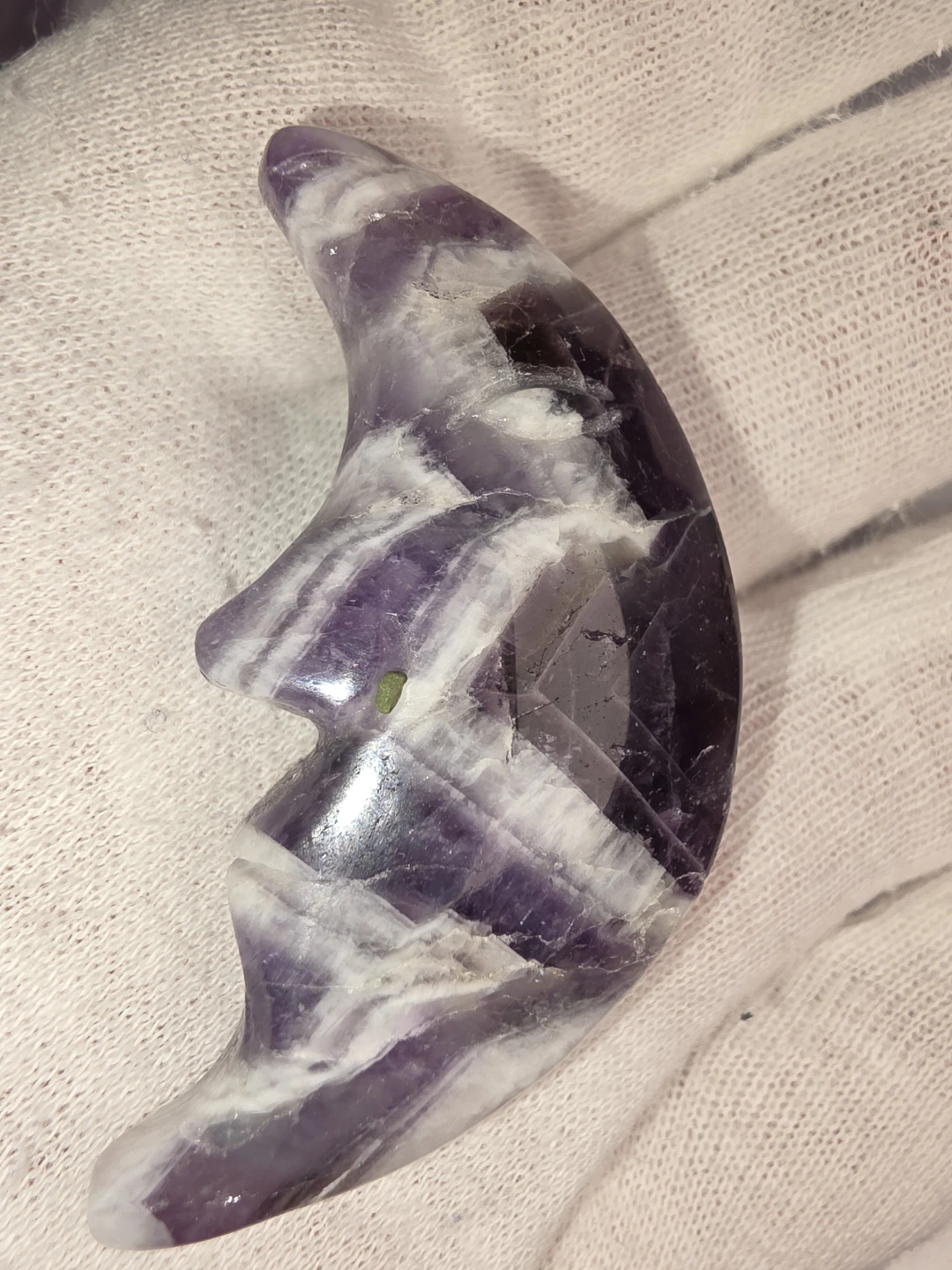 Chevron amethyst Crescent Moon carving - photo 2