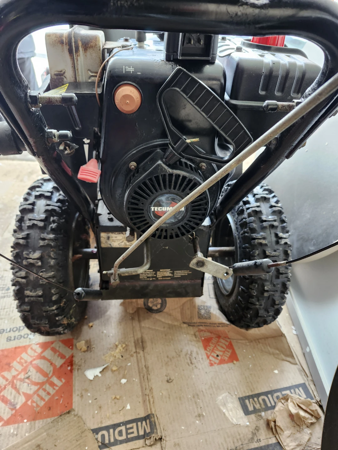 Heavy Duty Murray Snowblower 27inch 2 stage - photo 2