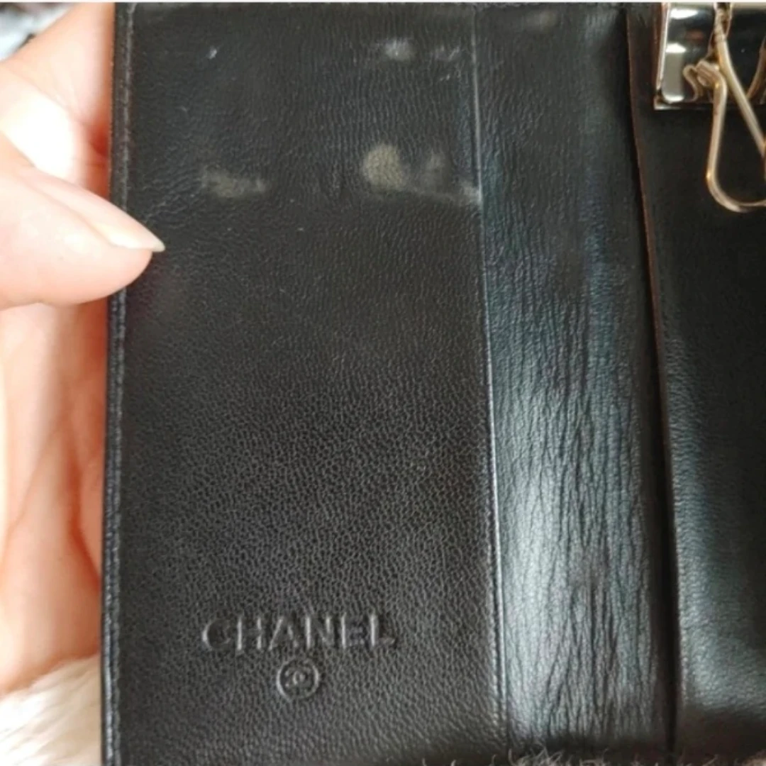 Chanel Lambskin Key Card Holder - photo 4