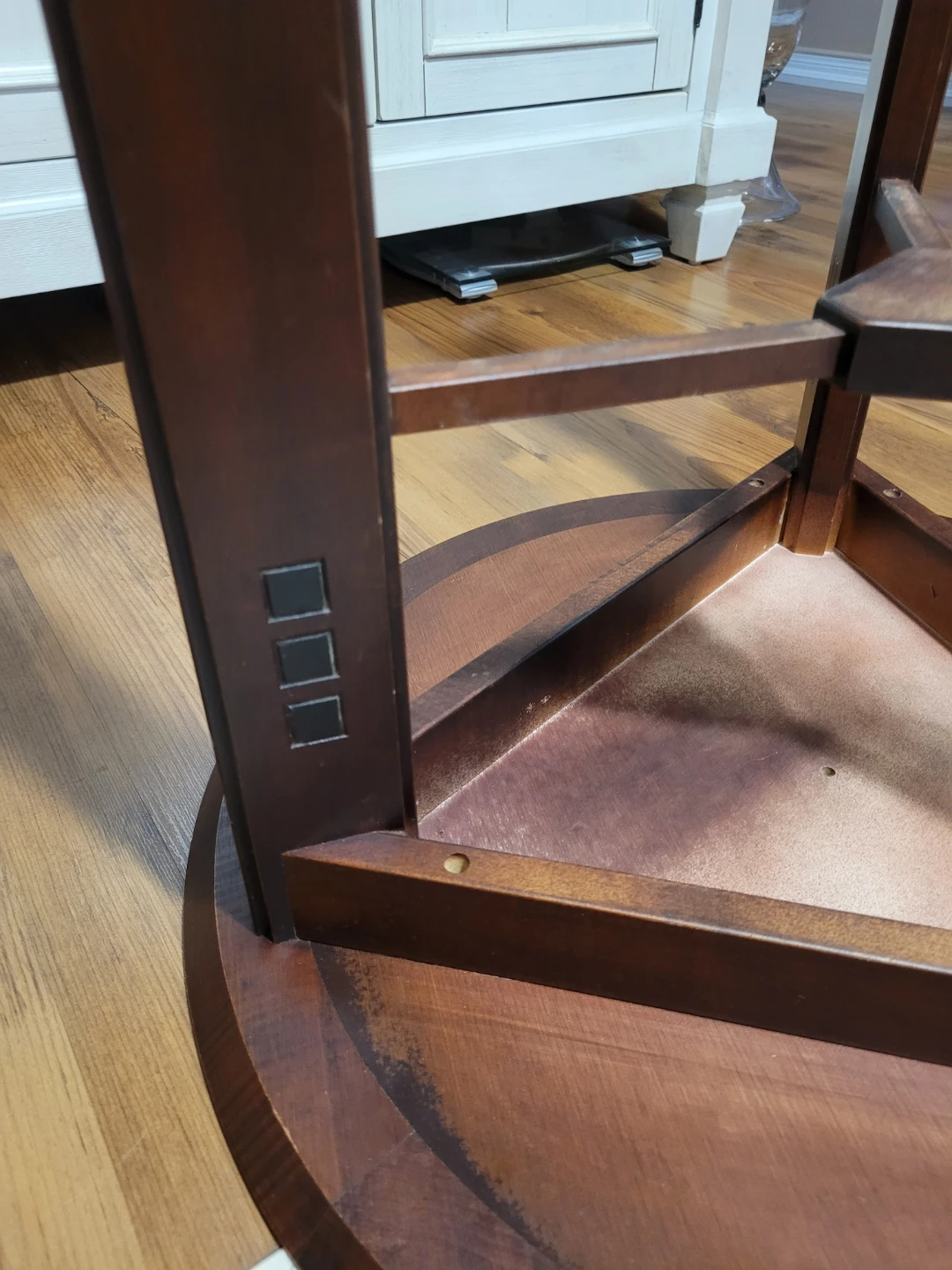 Textured Fine Furniture Inc. Round Table - photo 3