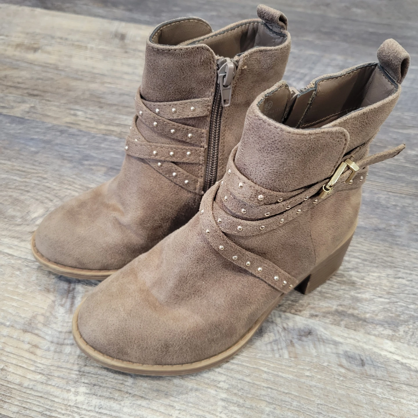 Justice Girls Size 12 Tan Faux Suede Ankle Boots - photo 3