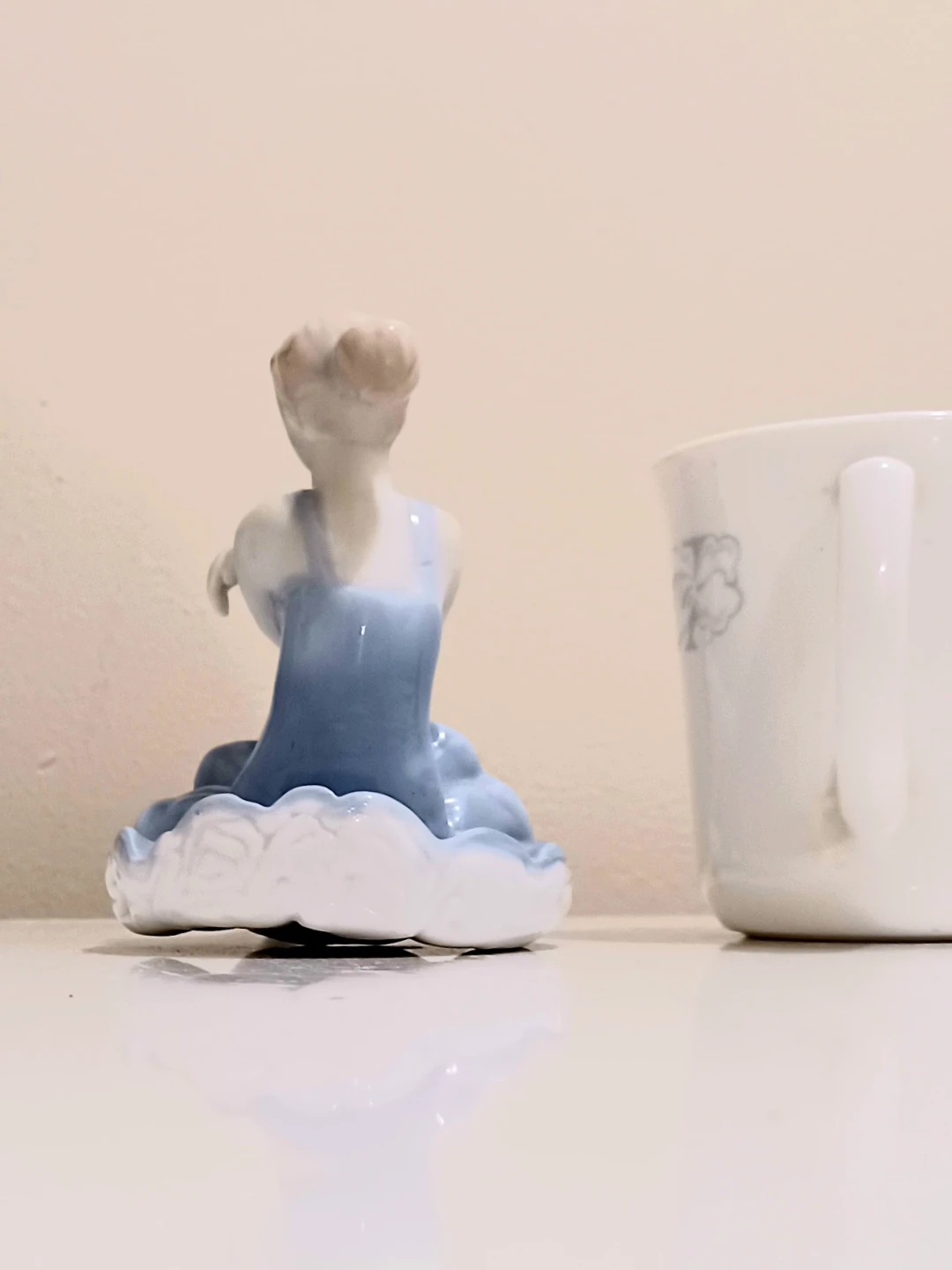 Kalique Fine Porcelain Ballerina Figurine - photo 4