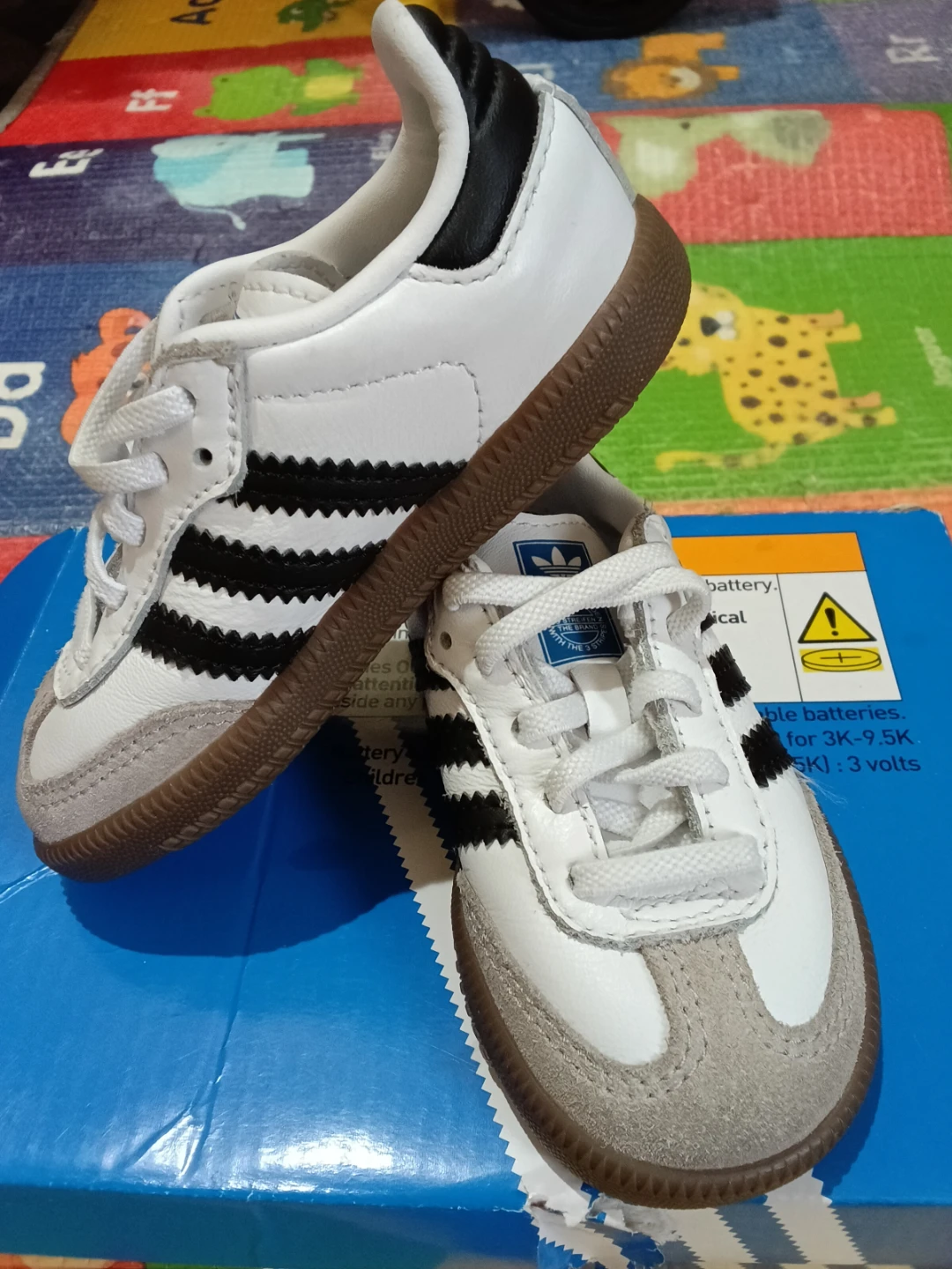Adidas Samba Classic Kids Shoes Size 6