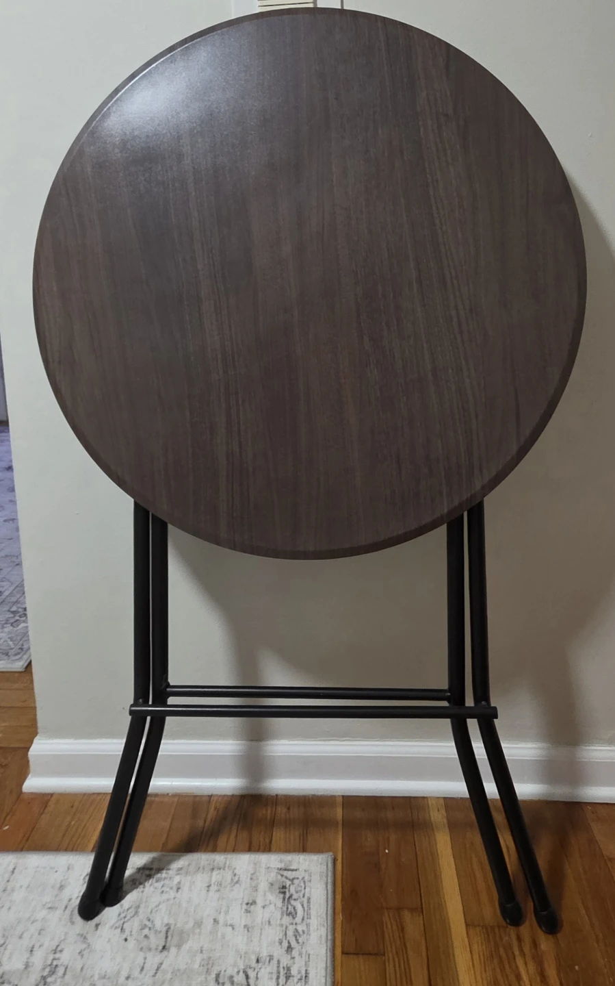 Foldable cocktail Table