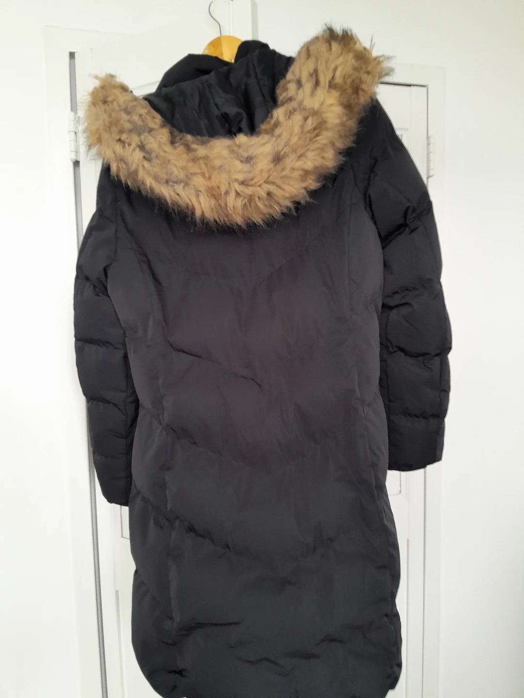 Anna Bella Black Puffer Coat - Size M - photo 3