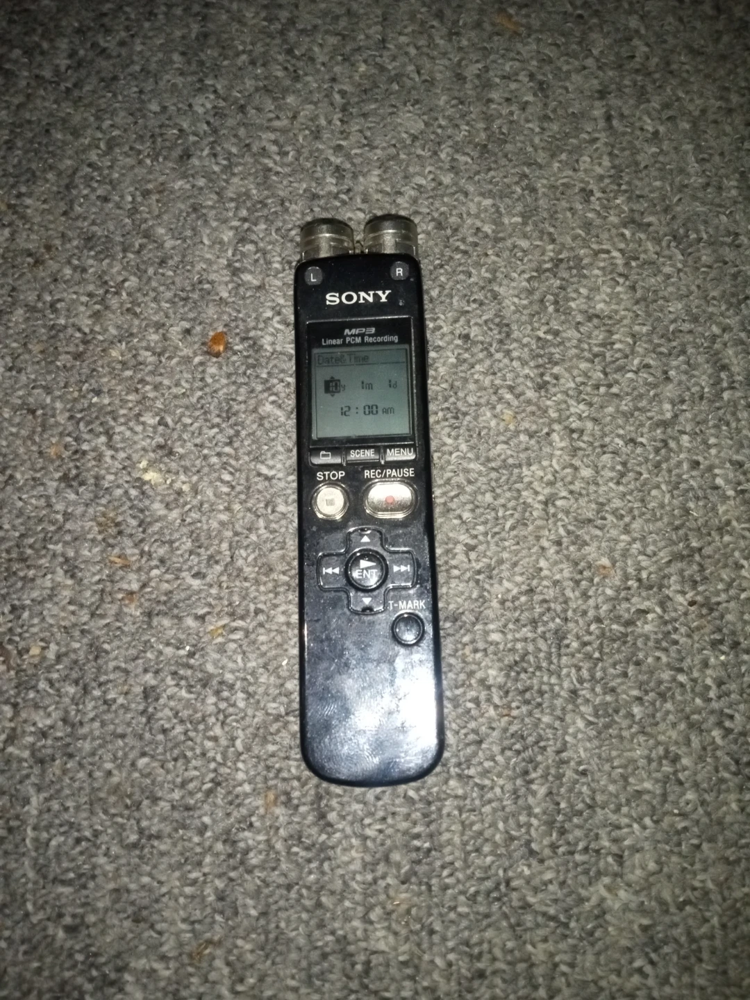 Sony MP3 Linear PCM Recorder - photo 2