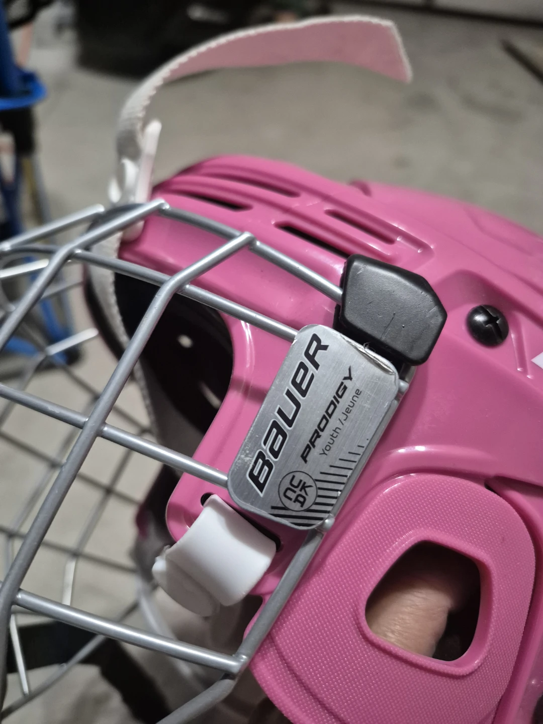 Bauer Prodigy Youth Hockey Helmet - Pink - photo 2