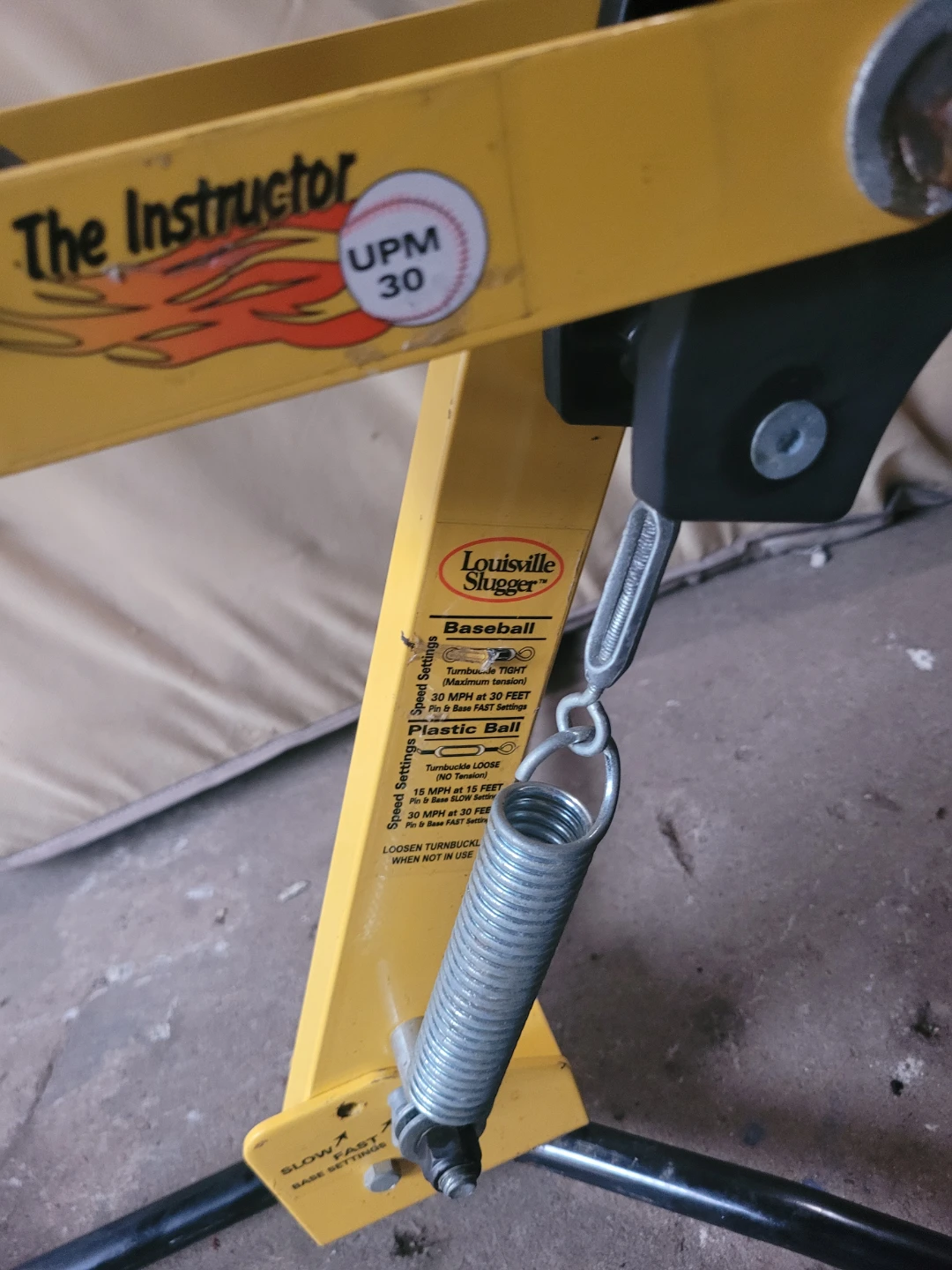 Louisville Slugger UPM 30 The Instructor Pitching Machine - photo 4