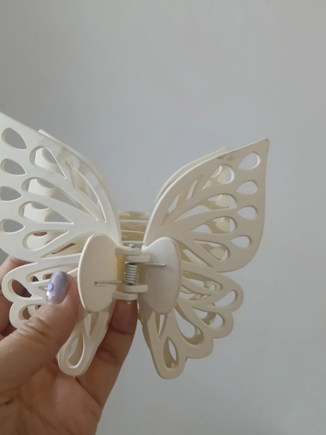 White Butterfly Claw Clip