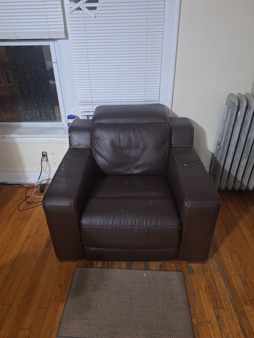 Brown Leather Recliner Chair - photo 2