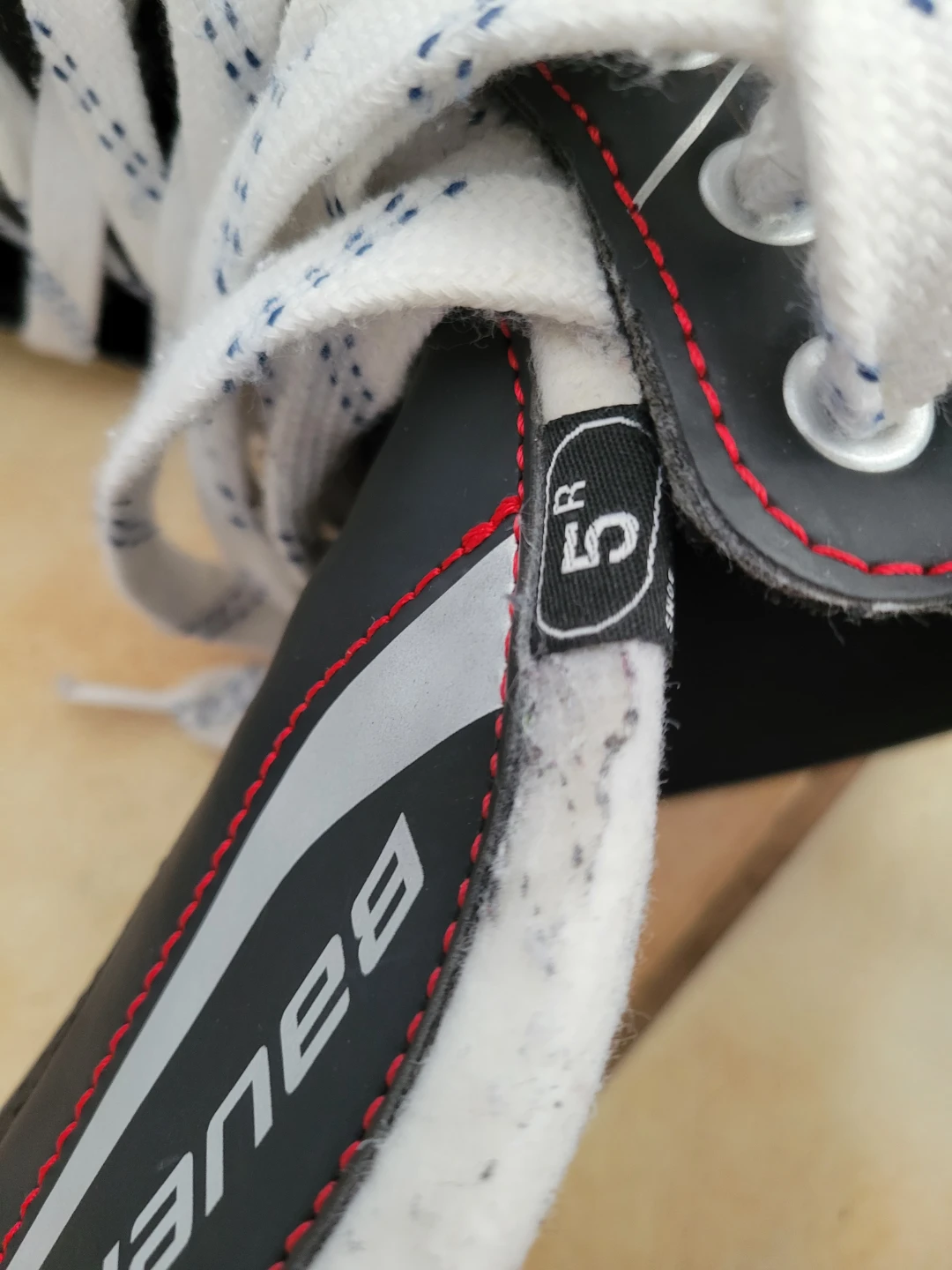 Bauer Vapor hockey skates size 6.5M - photo 3