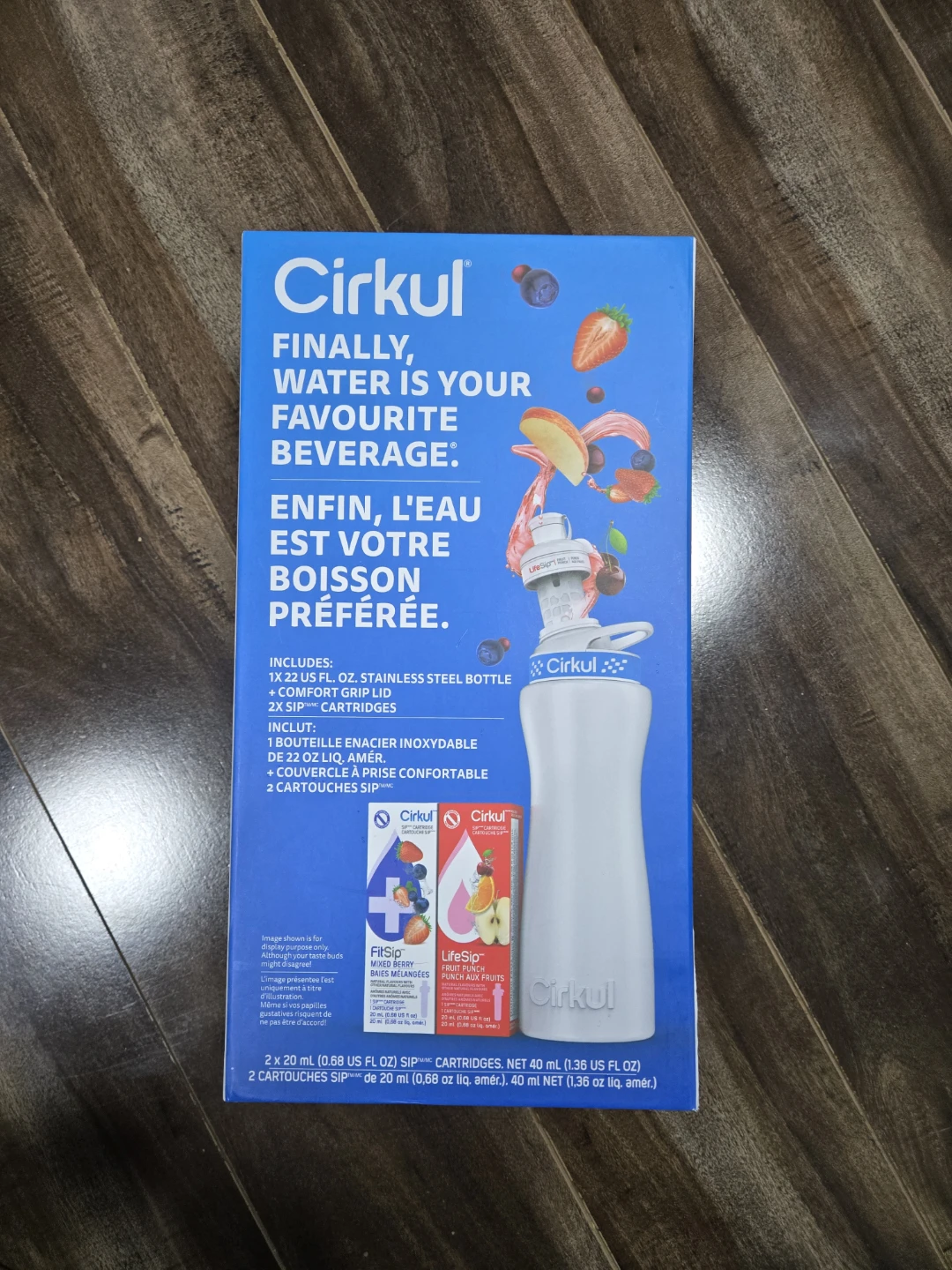 Cirkul Water Bottle with Mixed Berry & Fruit Punch Cartridges