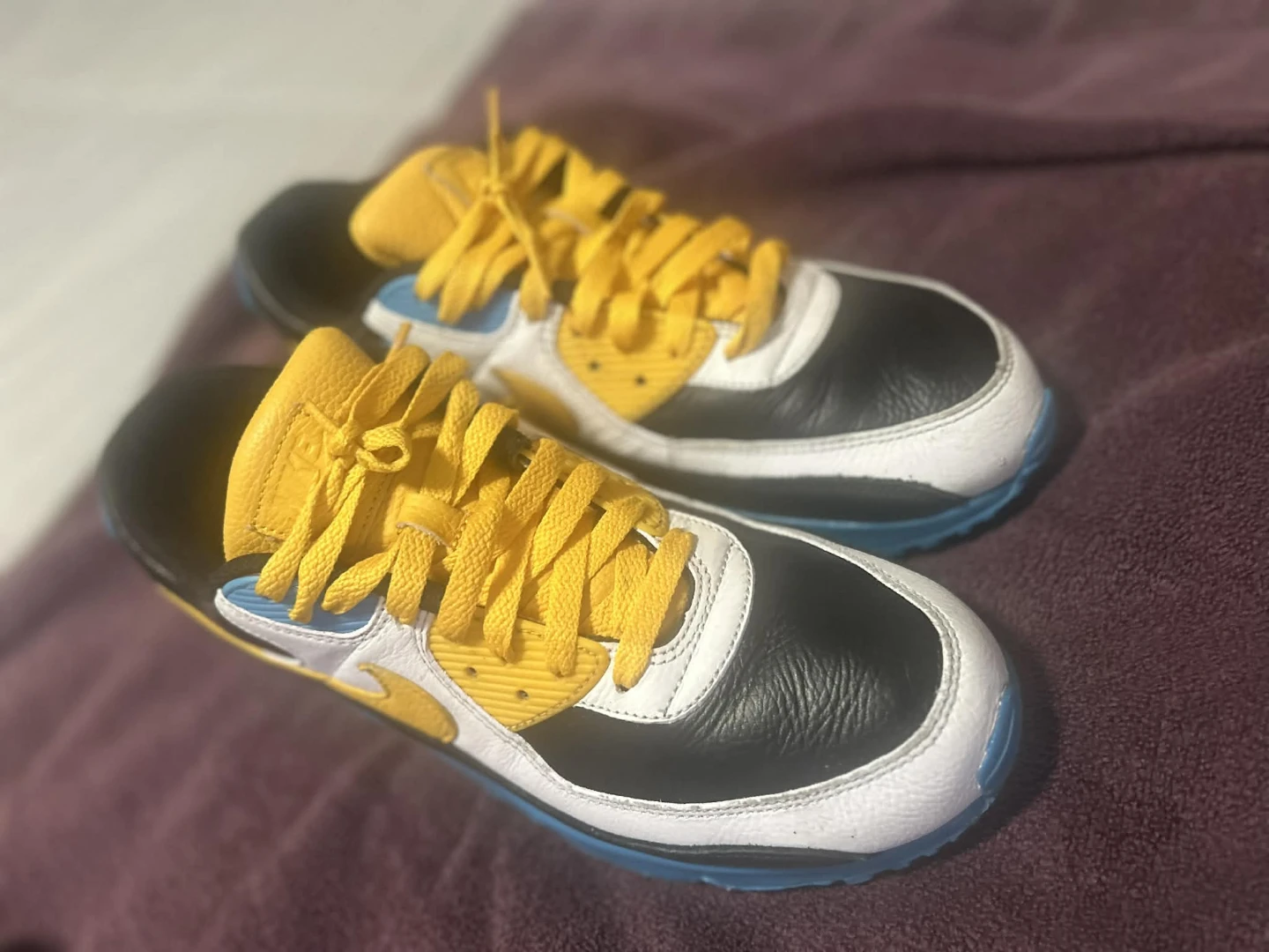 Nike Air Max 90 Shoes - Black, Yellow, Blue - photo 3