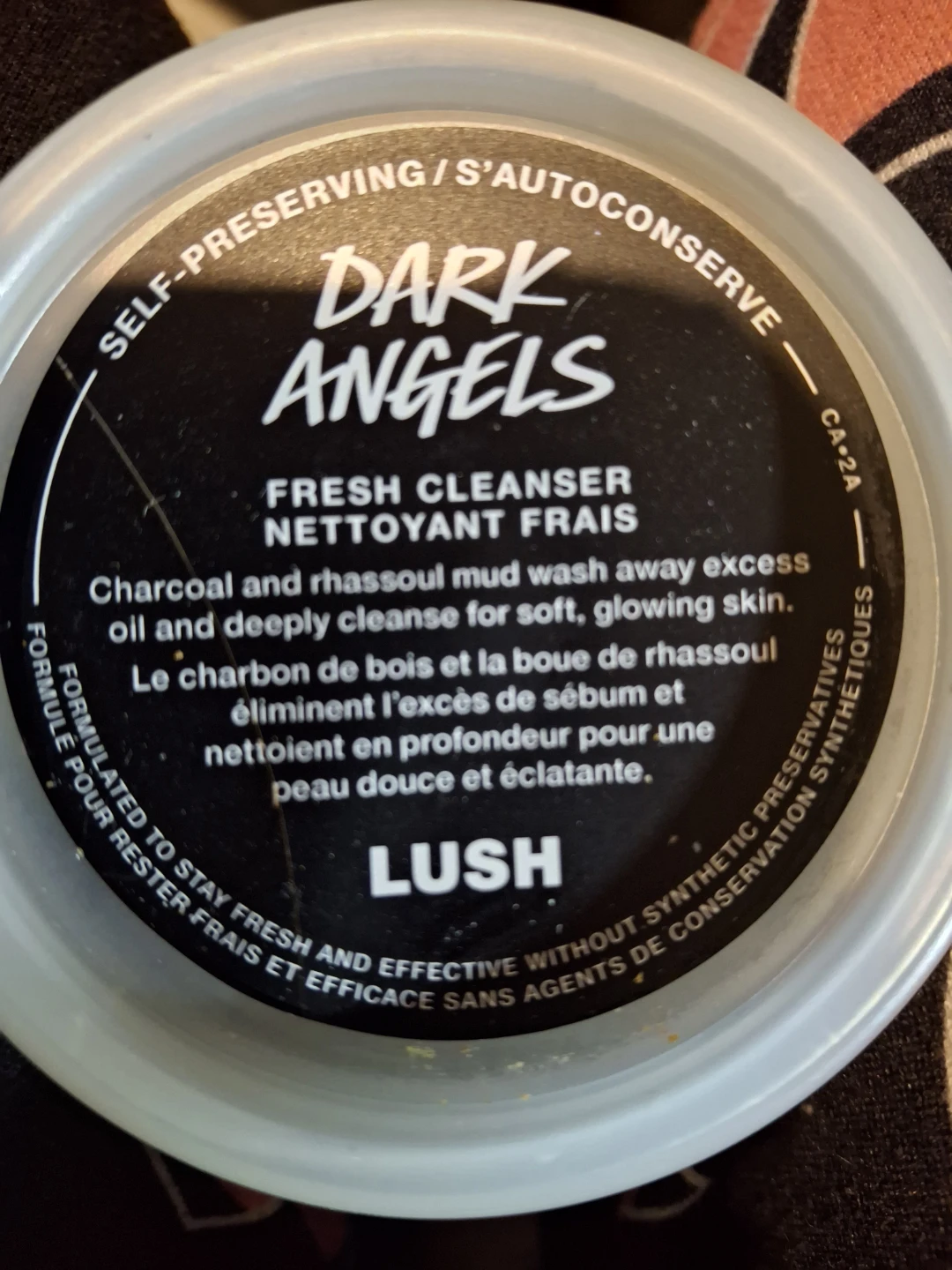 Lush Dark Angels Fresh Cleanser 100g - photo 2