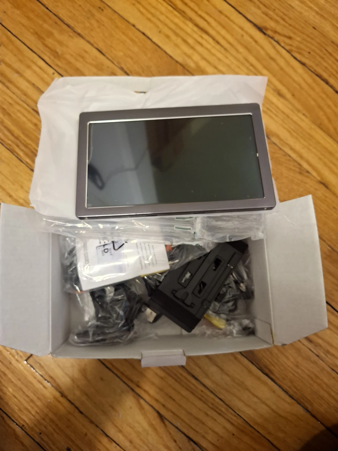GPS Navigation Device - photo 3