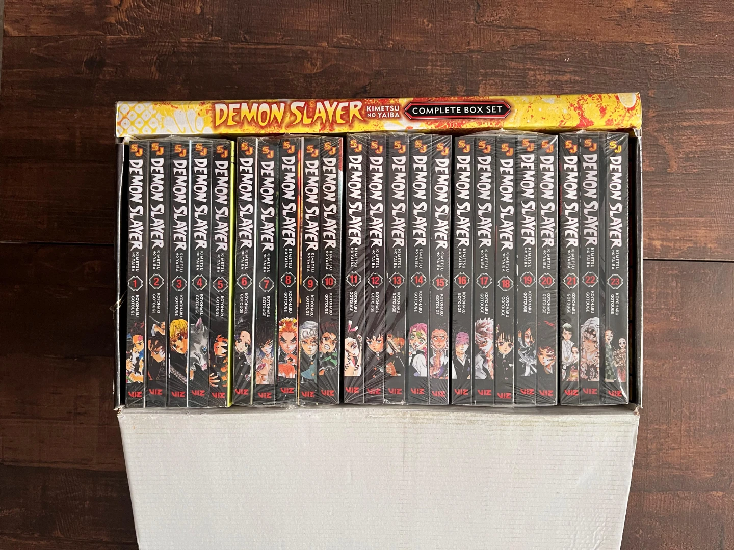 Demon Slayer Complete Box Set (Volumes 1-23) - photo 3