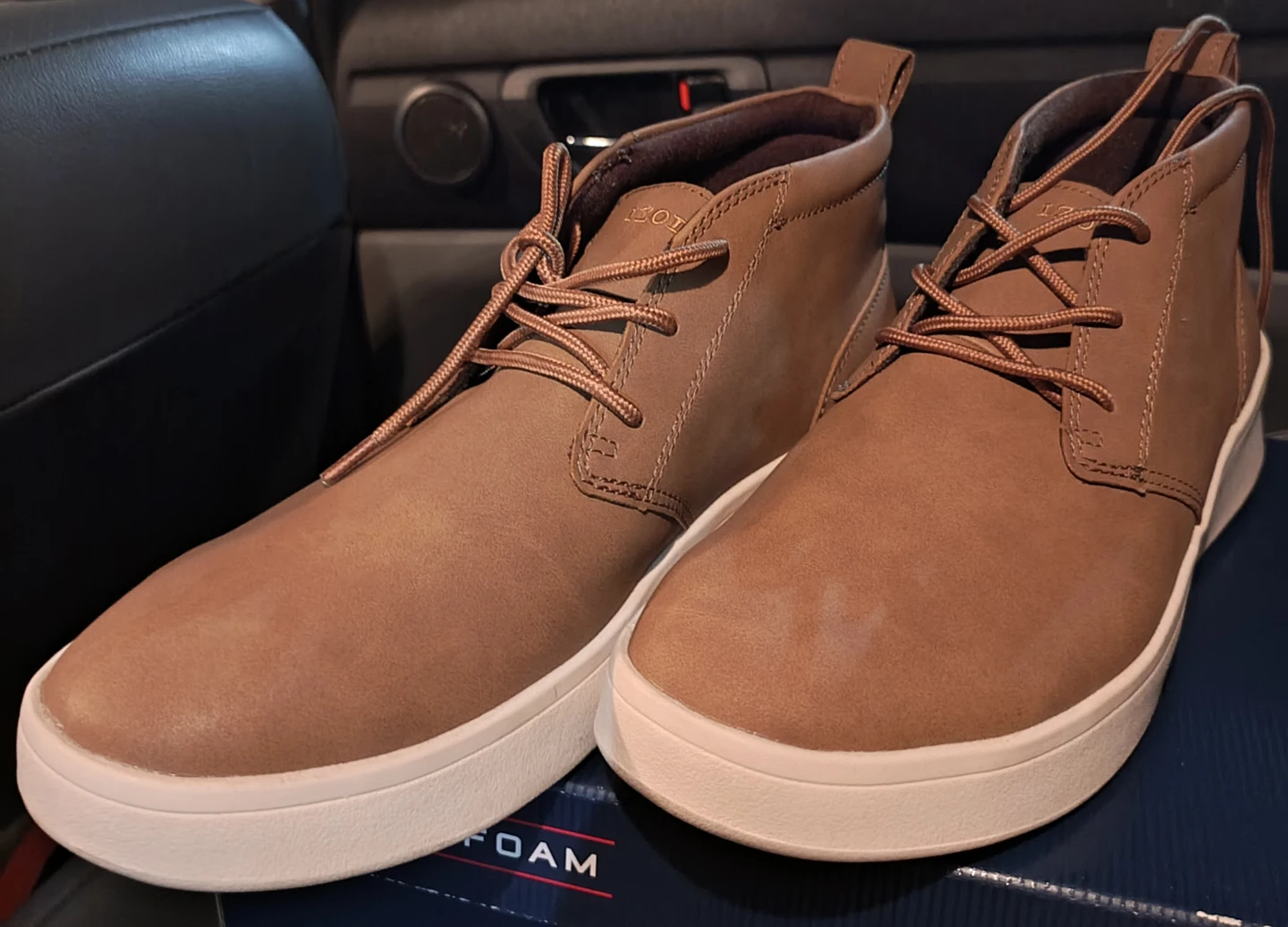 IZOD Palmer Men's Chukka Boots - Size 8M - photo 2
