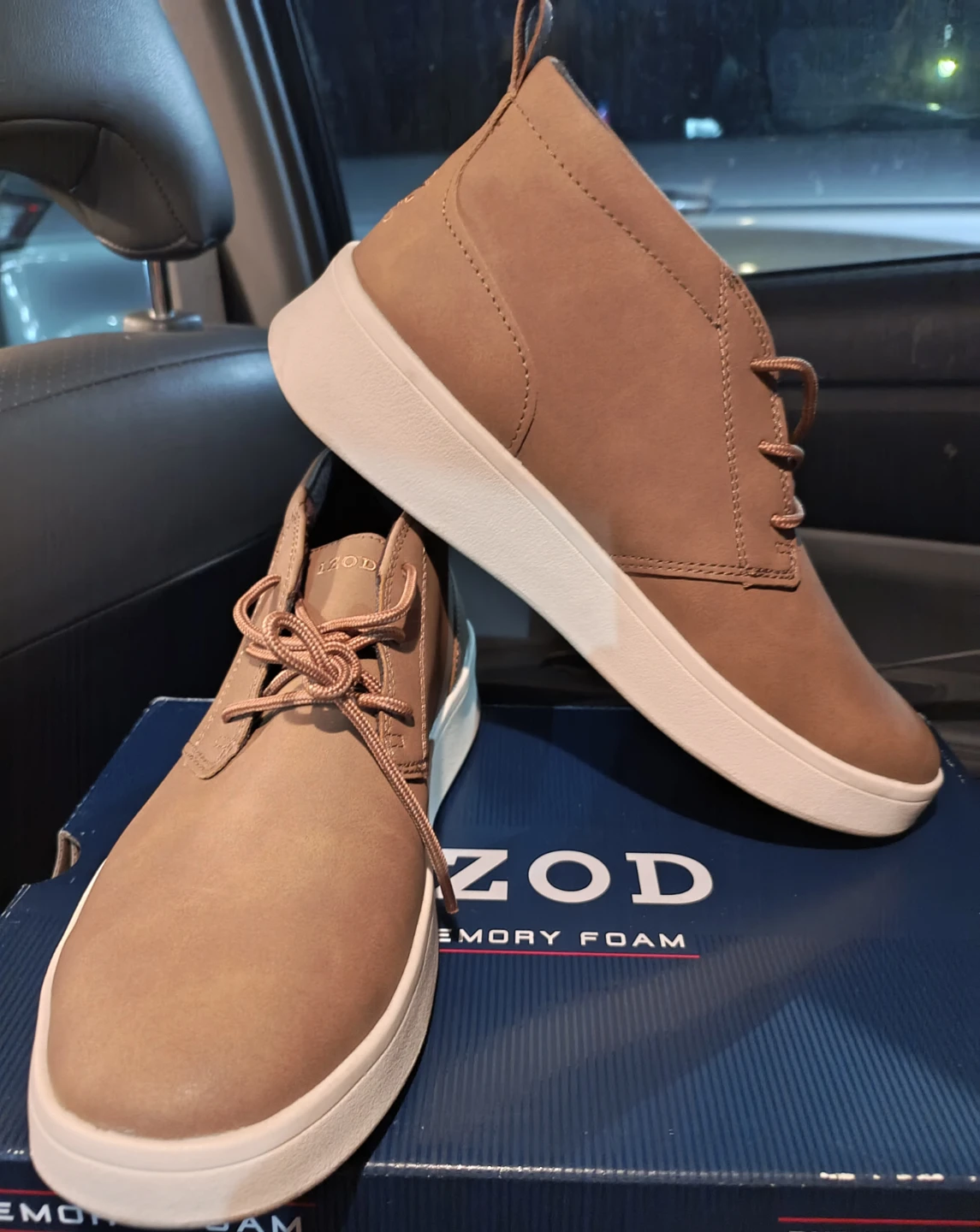 IZOD Palmer Men's Chukka Boots - Size 8M