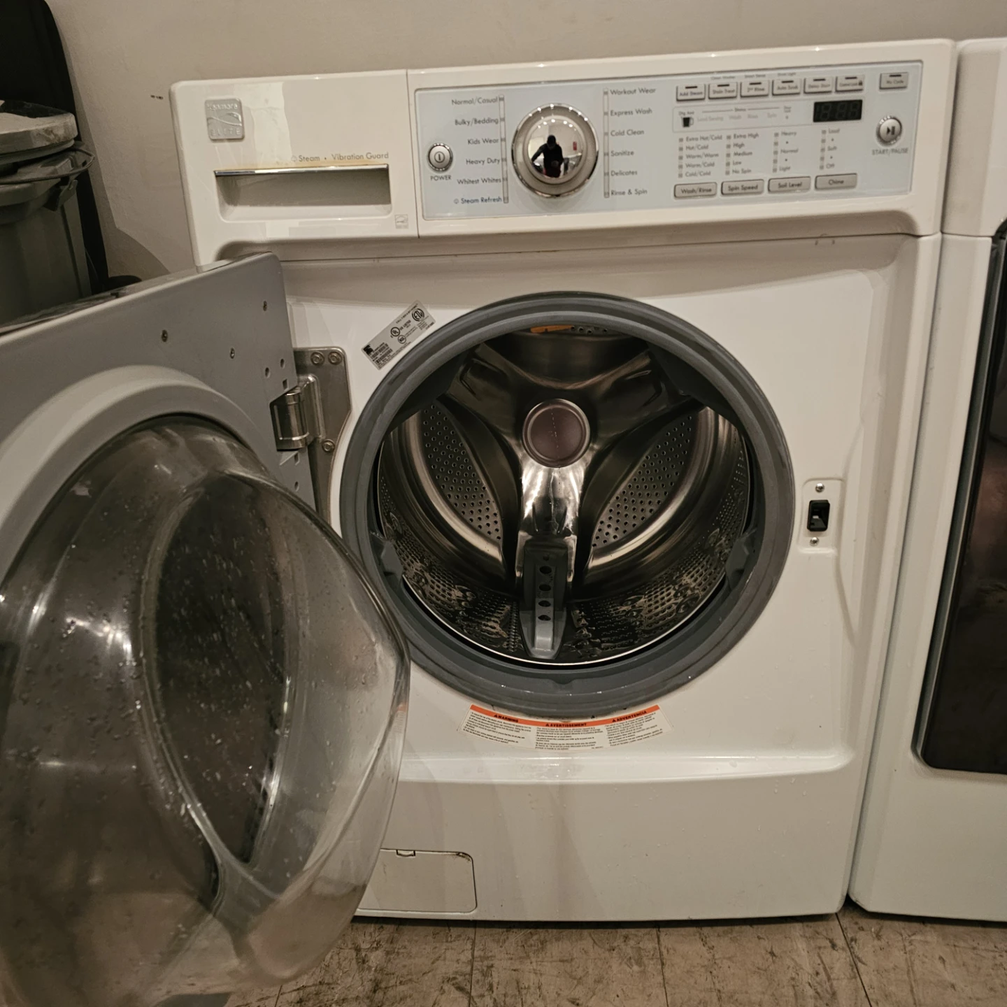 Kenmore Elite Front Load Steam Washer and dryer - photo 4