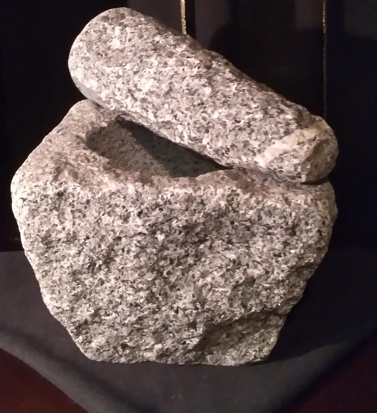 LARGE STONE MORTAR AND PESTLE - photo 2