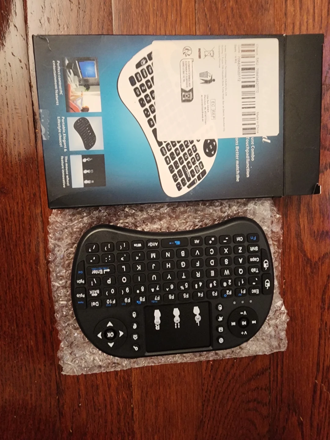 Wireless Multimedia Remote Control Keyboard and Touchpad