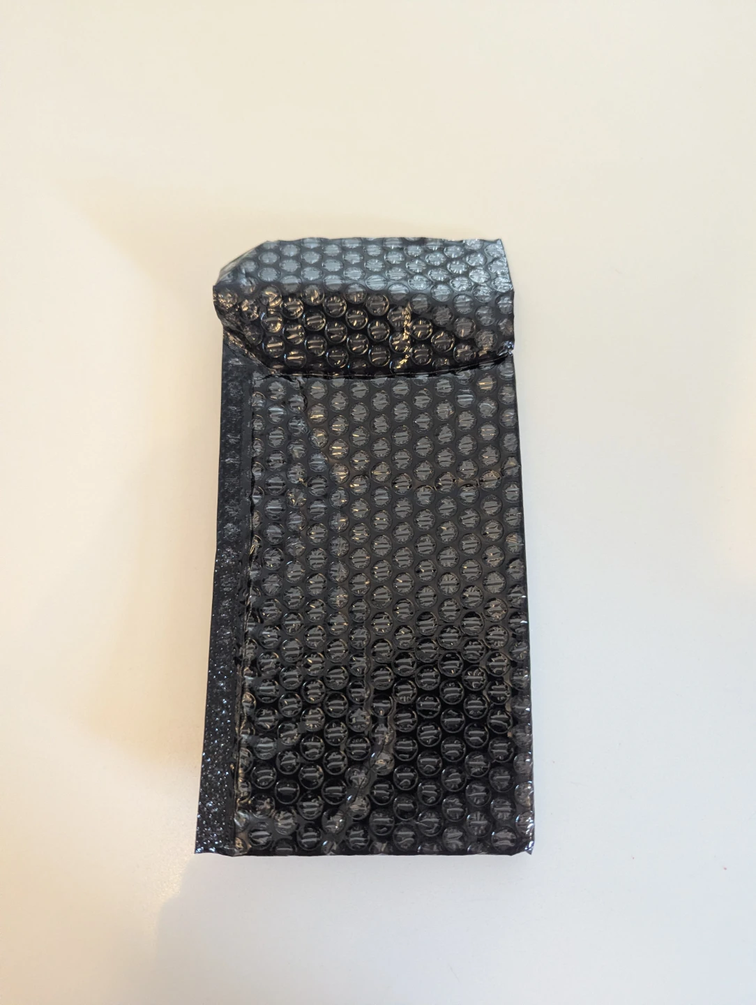 100 - 4x7 bubble mailers - photo 2