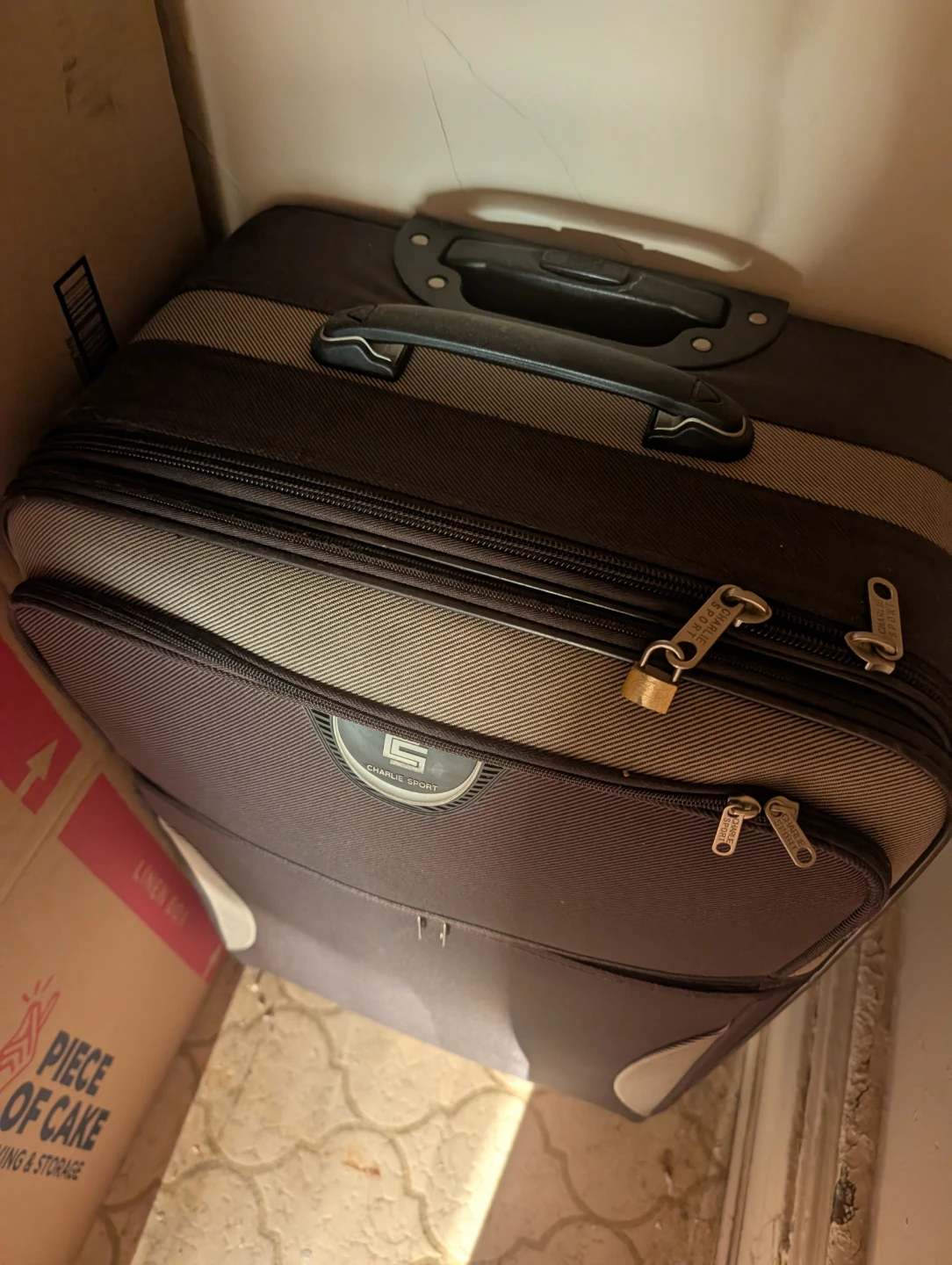 Charles Sport Luggage - photo 2