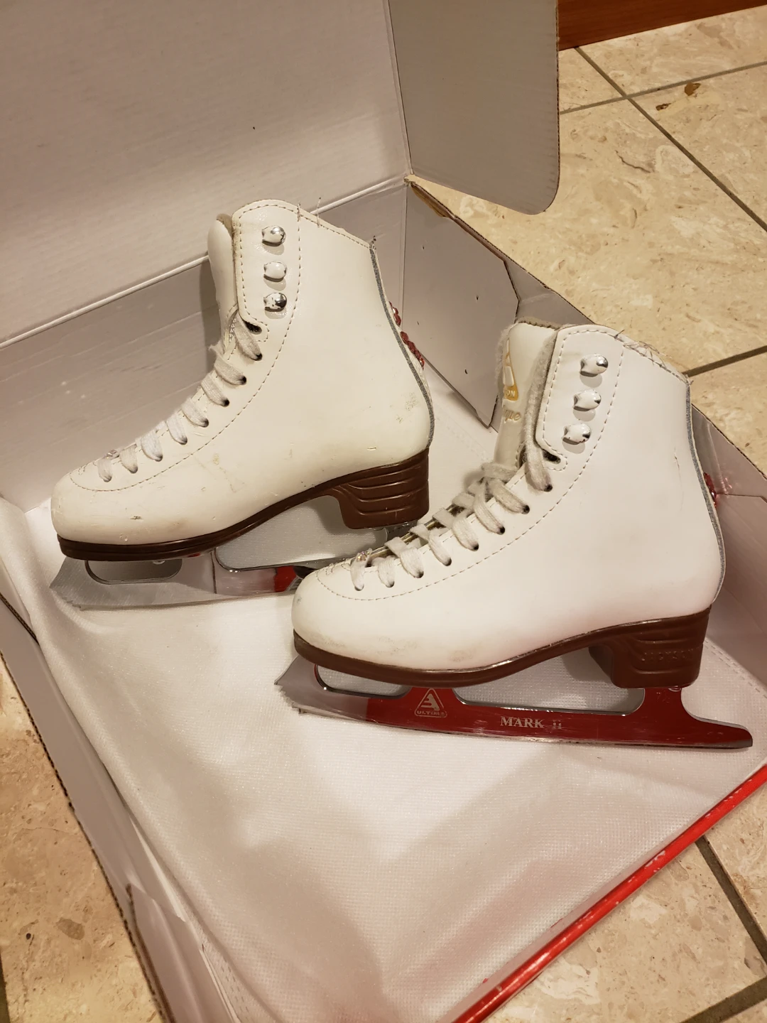 Jackson Ultima Mark II Figure Skates