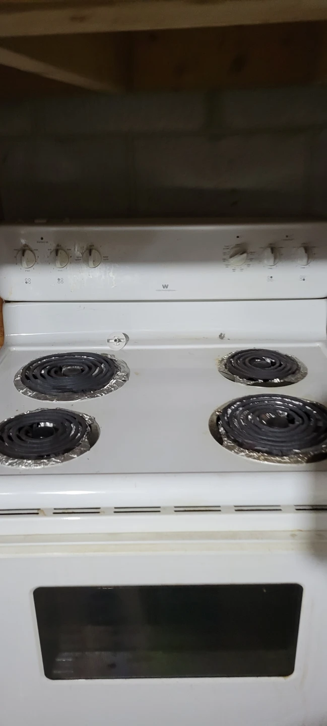 White Electric Stove with Oven - photo 2