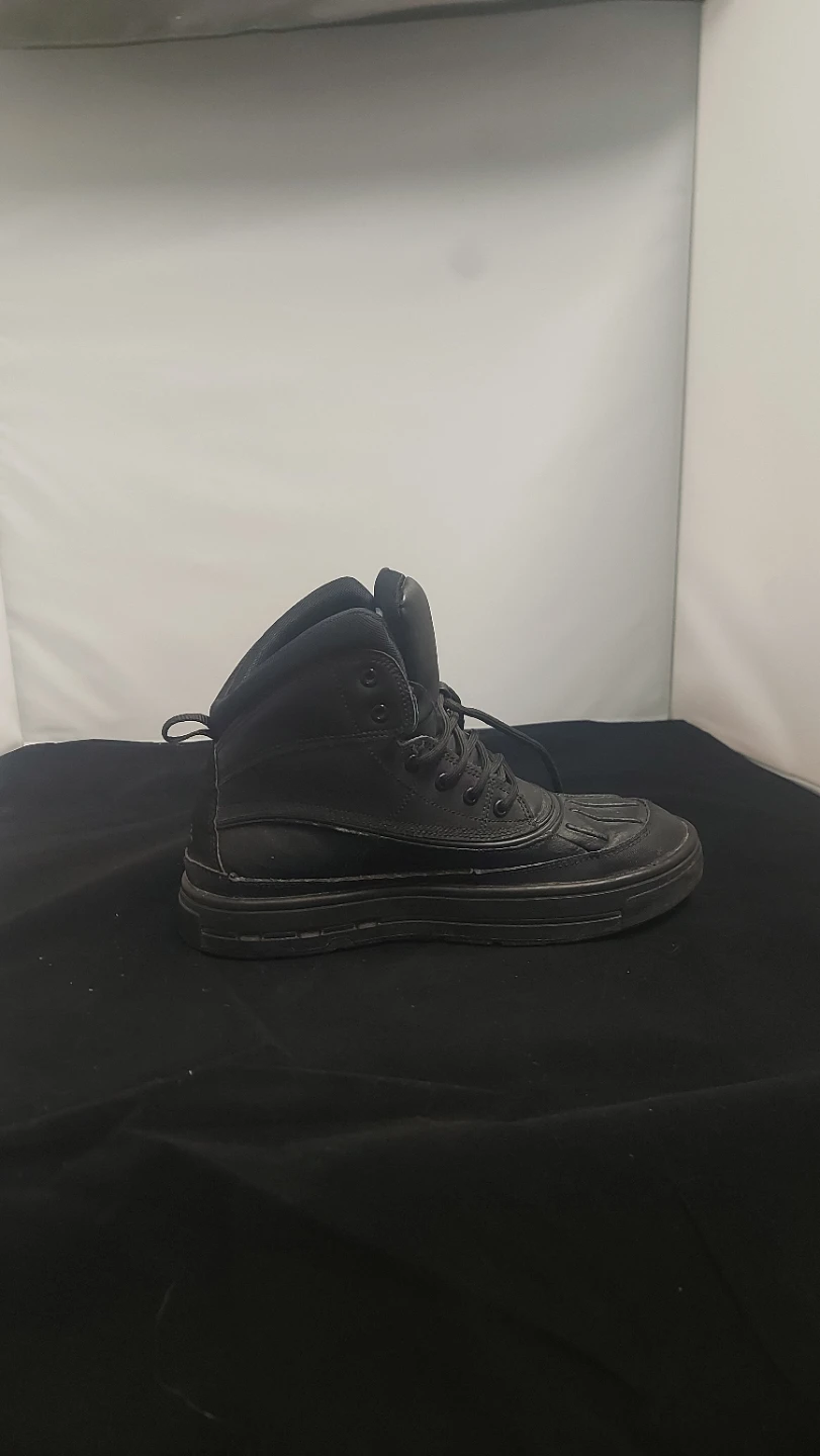Nike ACG kids size 6