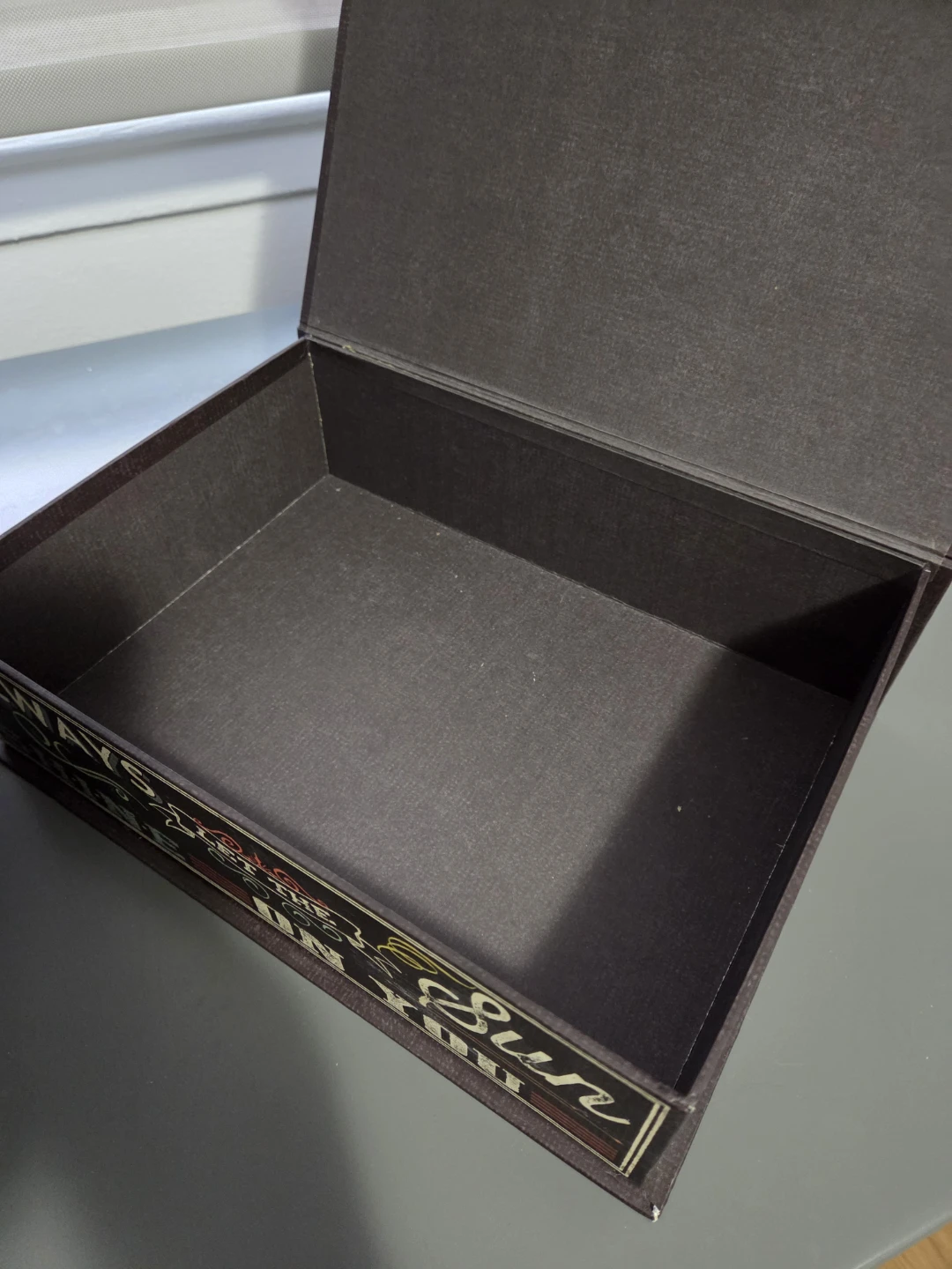 4 Inspirational Magnetic Lid Storage Boxes - photo 5