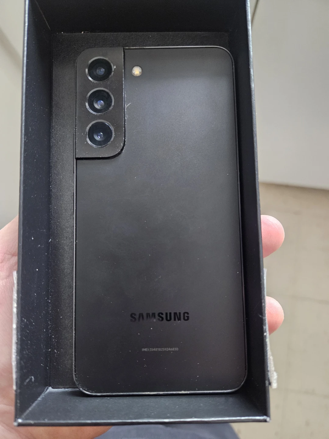 Samsung Galaxy S22 - Black
