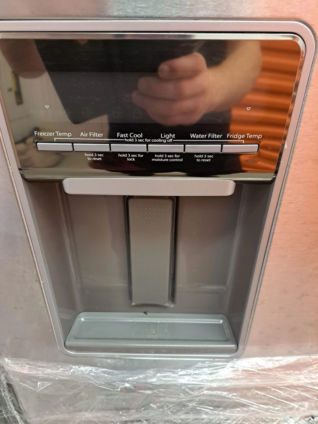 Whirlpool WRF560SEYM05 Refrigerator - photo 2