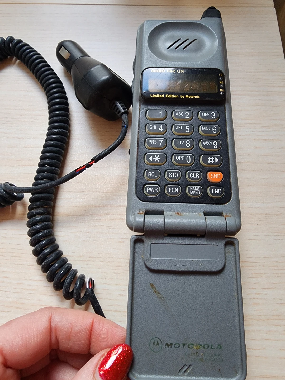 Vintage Motorola Micro T-A-C Lite Cell Phone