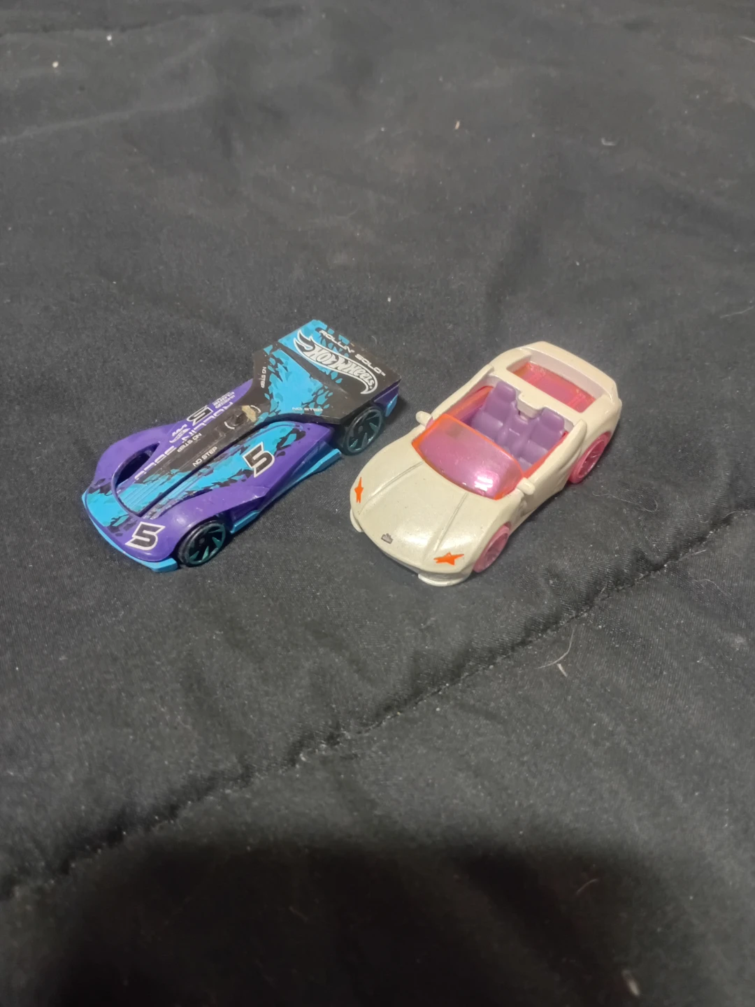 Hot Wheels Toy Cars - Set of 2