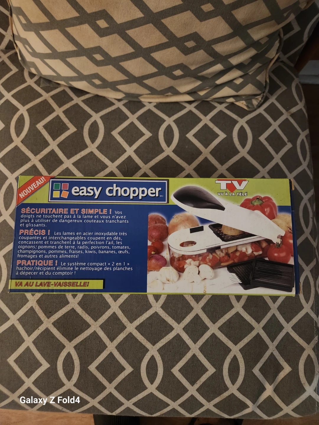 Easy Chopper 2-in-1 Food Chopper and Container - photo 2