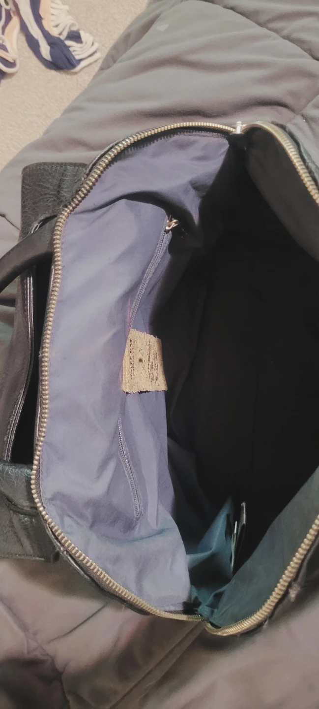FREE 🥕Matt & Nat Black Vegan Leather Satchel Bag - photo 2