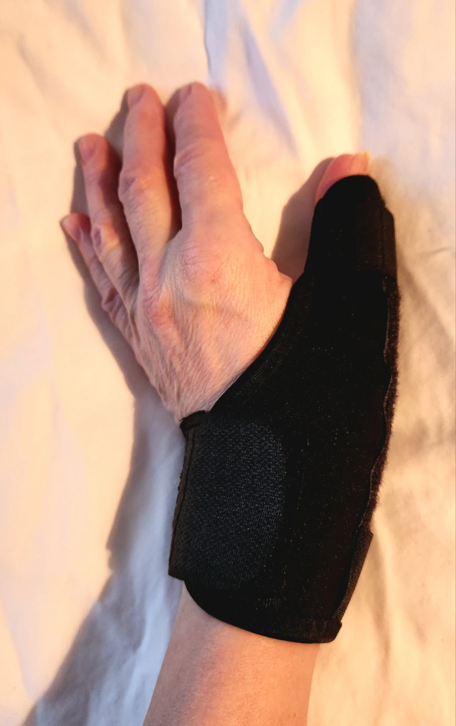 Adjustable Thumb Splint Brace