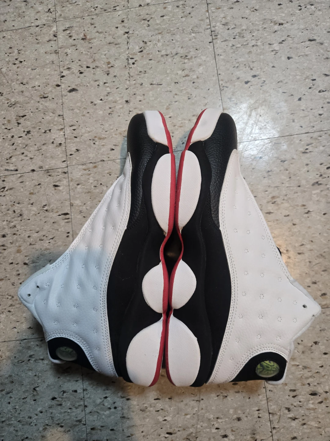 Air Jordan 13 Retro White Black Red Basketball Shoes - photo 3