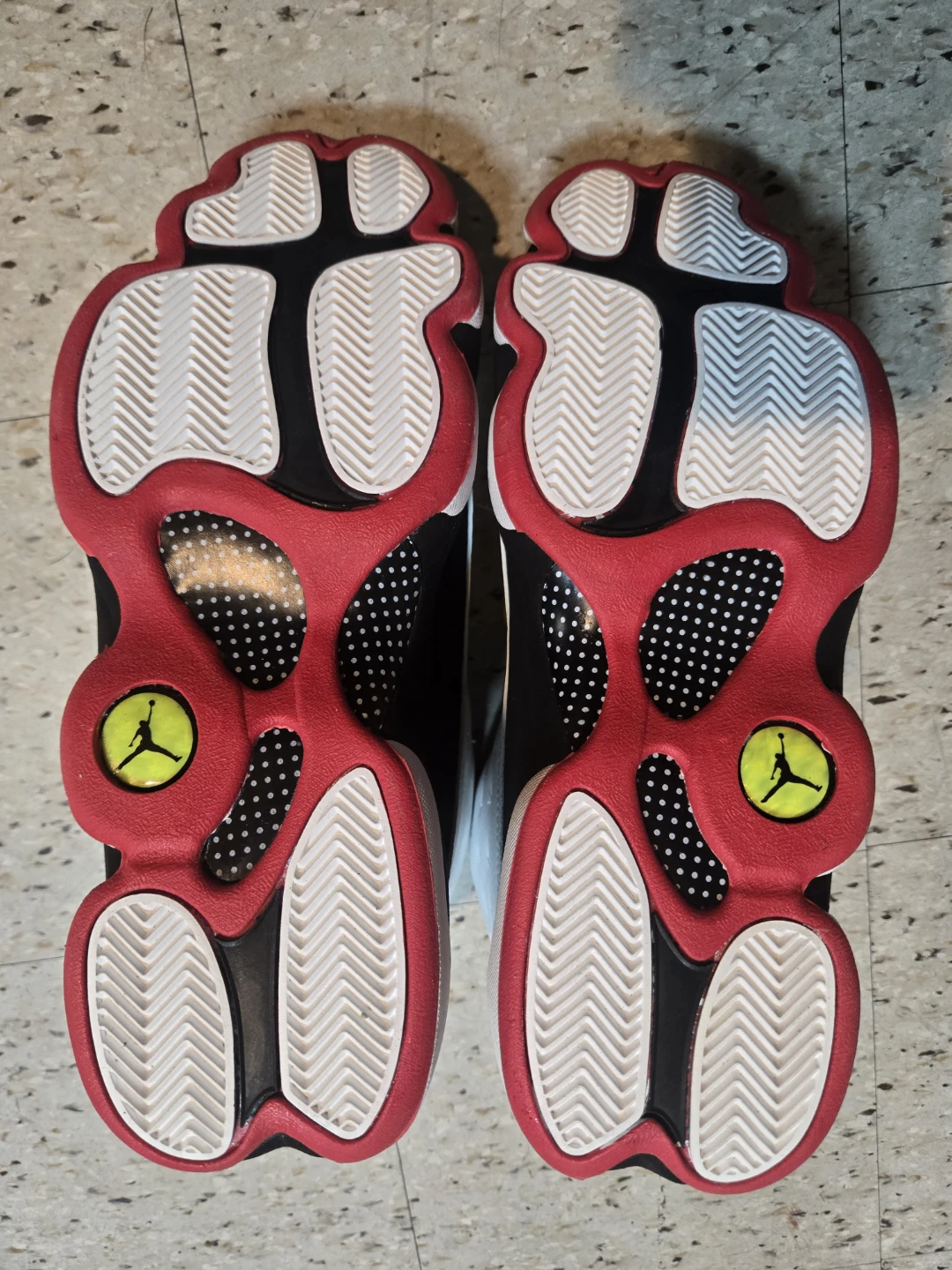 Air Jordan 13 Retro White Black Red Basketball Shoes - photo 4